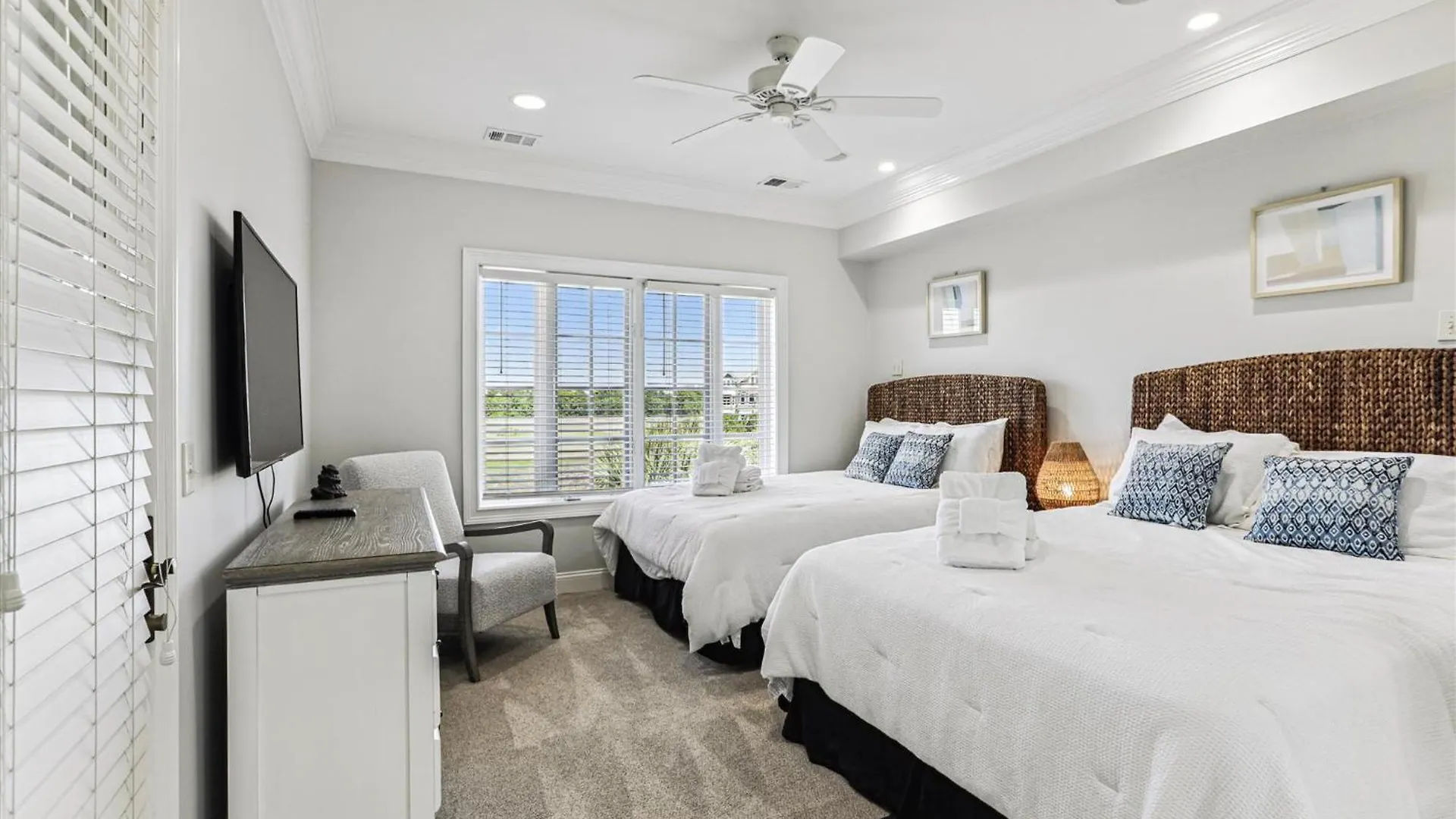 Holiday home 9 Singleton Beach Place- Renovated, Oceanfront, Pool, Elevator, Free Activities Included Hilton Head Island United States