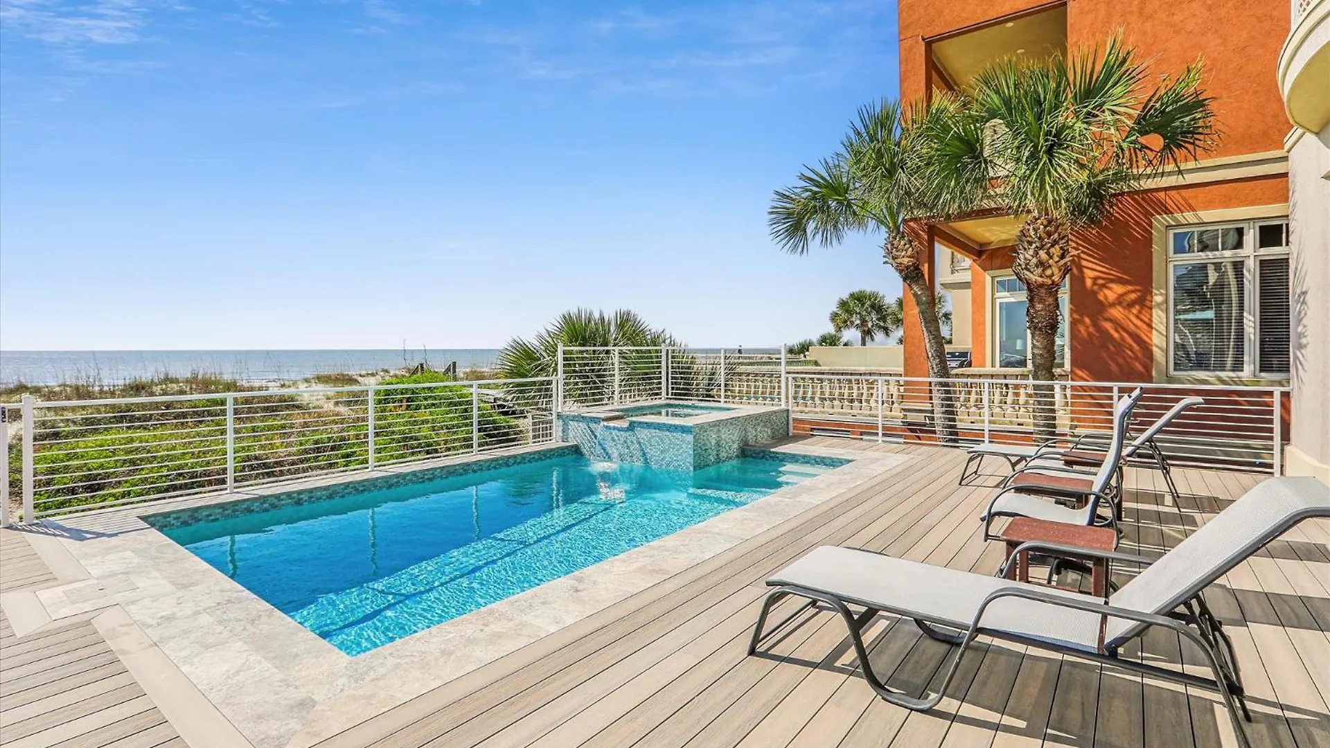 9 Singleton Beach Place- Renovated, Oceanfront, Pool, Elevator, Free Activities Included Hilton Head Island